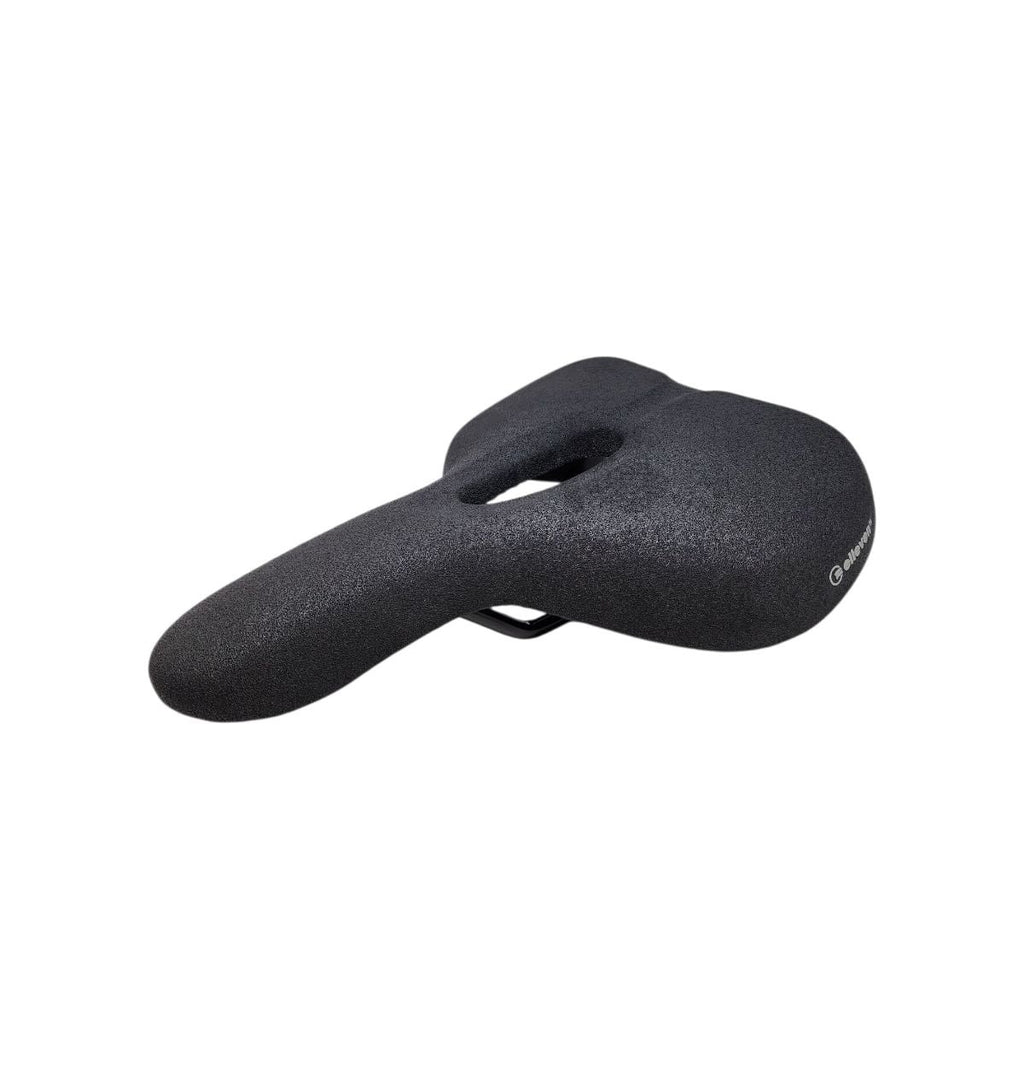 Selim Elleven Conforto Vazado Tipo Boost 250mmx208mm