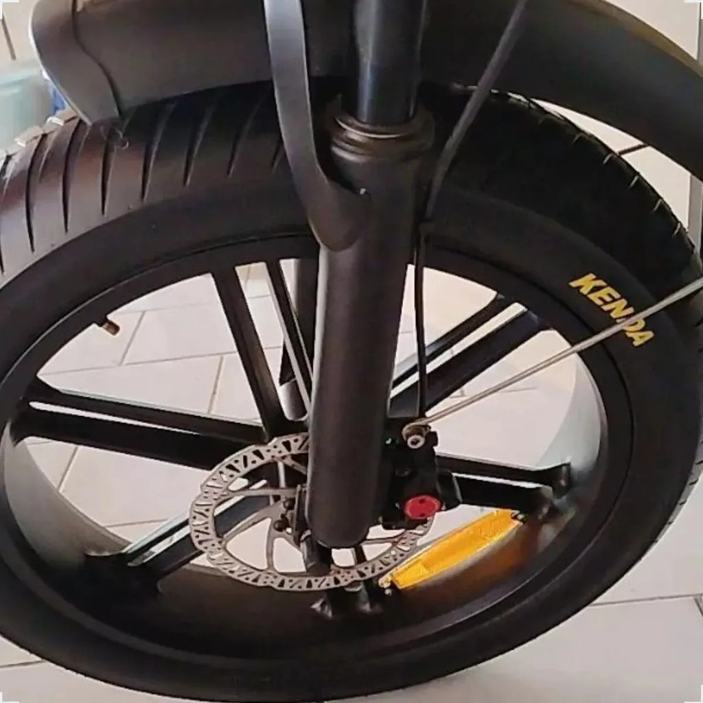Pneu Kenda K1036 Kraze 20x4 1/4 para Chopper e E-Bike - Preto
