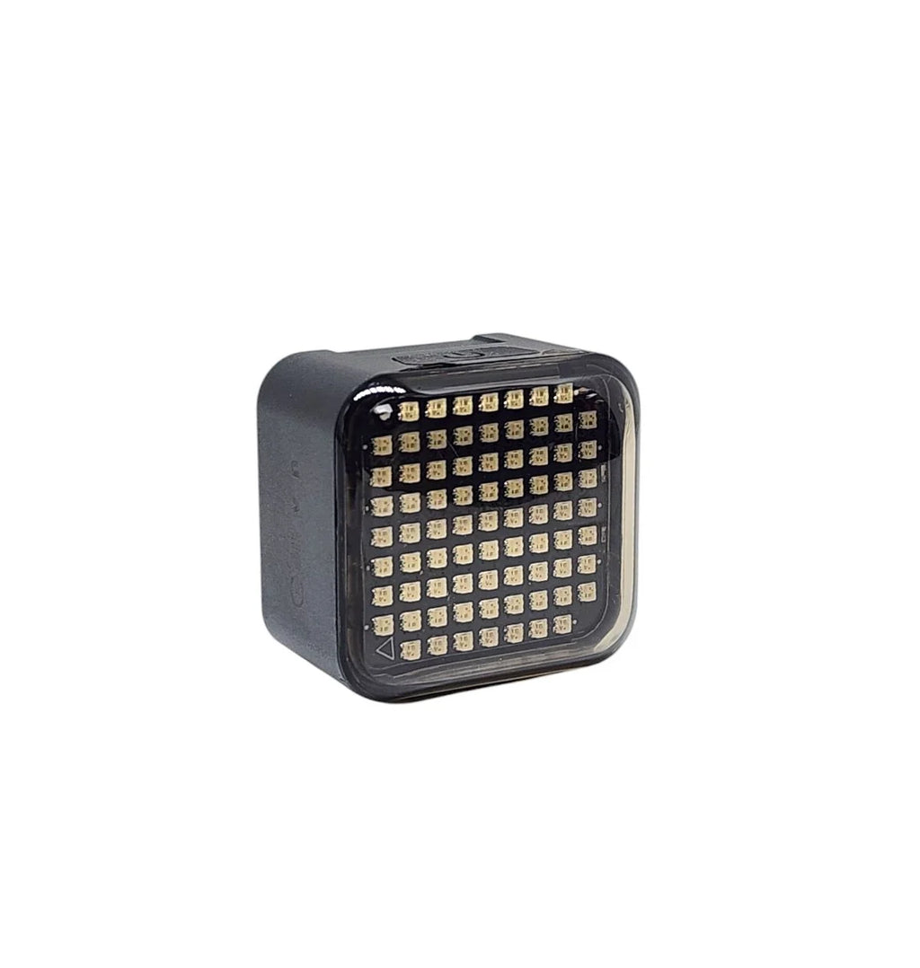 PISCA SINALIZADOR 8 EMOJI 50LM + SENSOR DE FRENAGEM