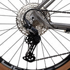 BICICLETA 29 RAVA NAZCASHIMANO DEORE 12V BOOST SUNTOUR CINZA/BRANCO M-17