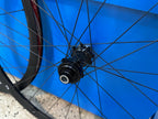 RODAS 700 FULCRUM RACING 4 ALUMINIO TUBELESS DISC XD SRAM 12X100 / 12X142 USADA SHOWROOM