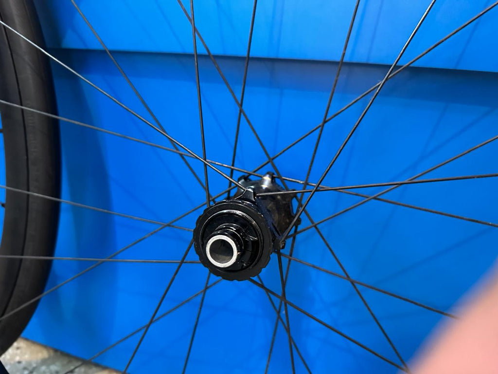 RODAS 700 FULCRUM RACING 4 ALUMINIO TUBELESS DISC XD SRAM 12X100 / 12X142 USADA SHOWROOM