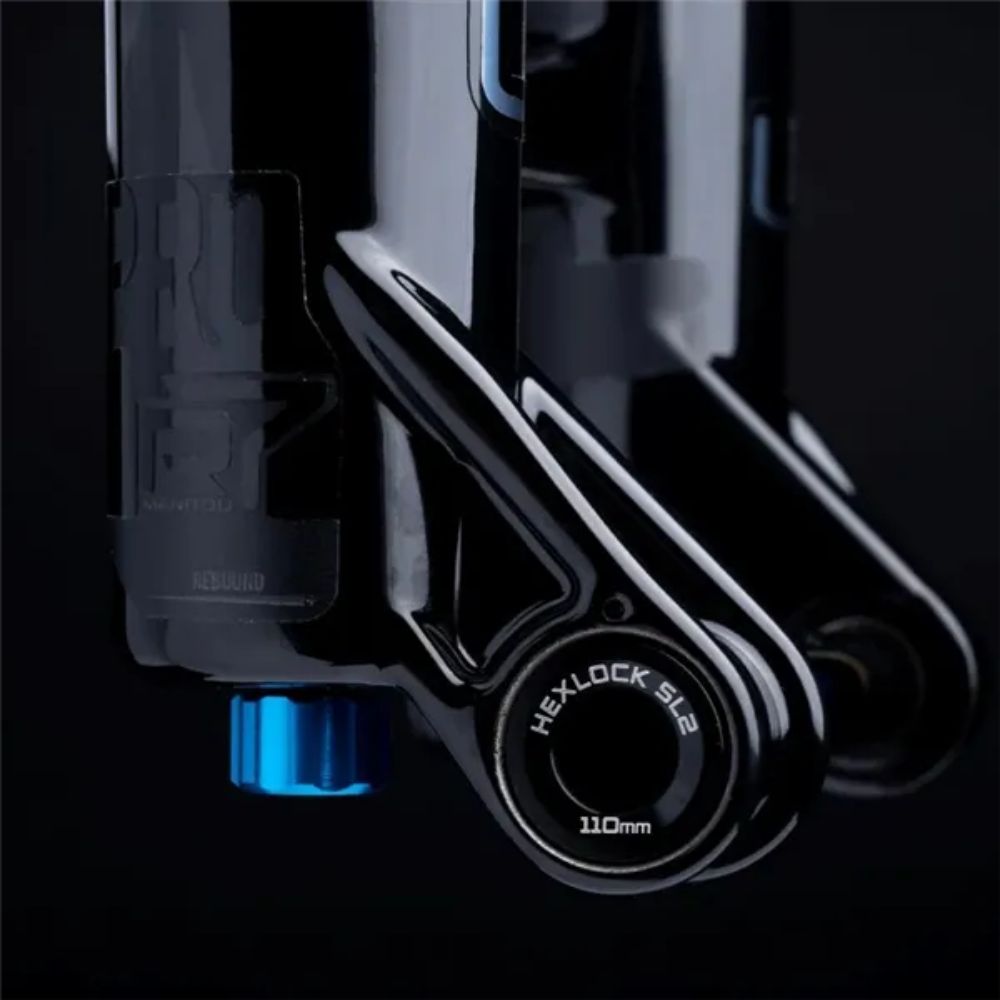 SUSPENSÃO DE BICICLETA 27,5+/ 29 TAPERED MANITOU R7 PRO AR 100MM BOOST EIXO 15MM - PRETO