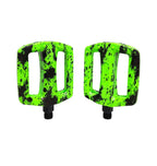 PEDAL PLATAFORMA 9/16 EM NYLON ESFERADO CAMUFLADO COM REFLETOR PRETO/VERDE