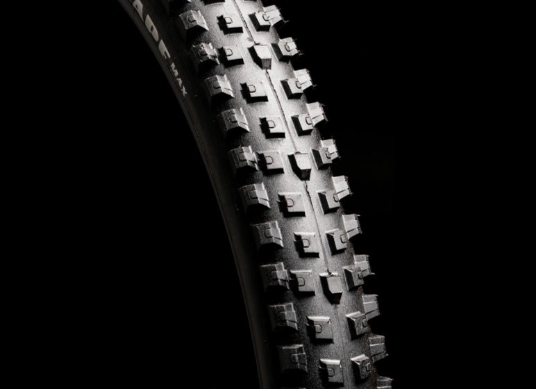 PNEU 29X2.40 GOODYEAR ESCAPE INTER TRAIL PLUS PRETO GR.029.61.622.V008.R