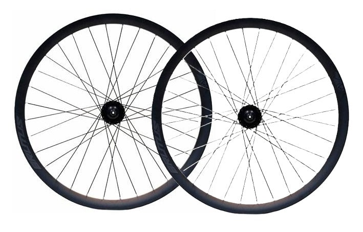 RODAS 26 ABSOLUTE BRUTUS RODA LIVRE PRETO/PRETO