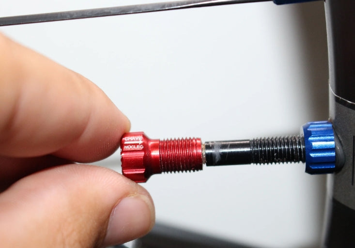 Adaptador De Válvula  P/ Butyl/Americana Alum C/ Extrator