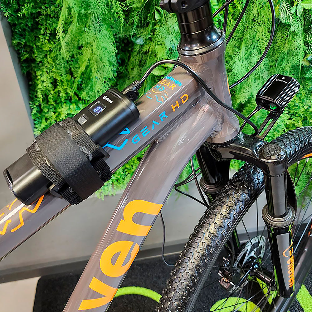 Farol E-Bike Elleven Com Bateria E Suporte 900 Lumens Recarregável Usb - Preto Fosco