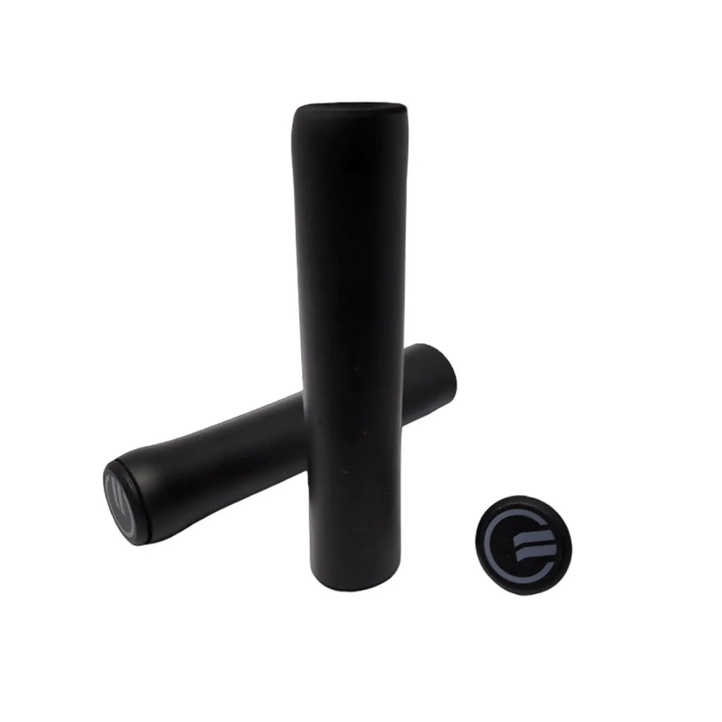 MANOPLA ELLEVEN ESPONJA DENSA TIPO SILICONE 136MM