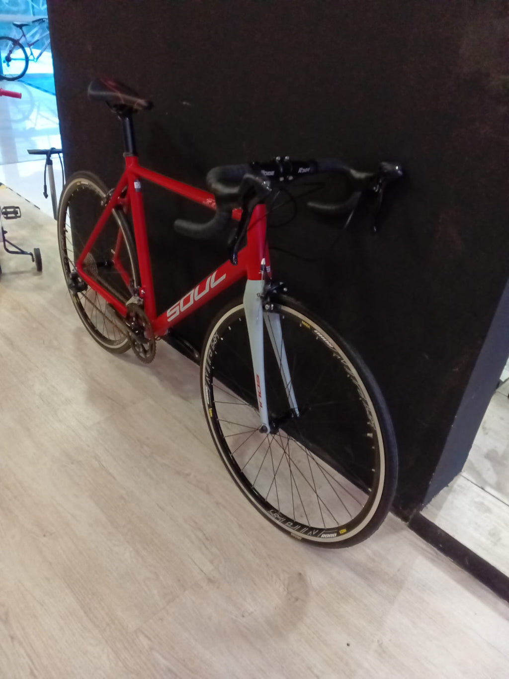 Bicicleta 700 Soul 3r1 Shimano Sora 18v Vermelho/Branco Tam 56