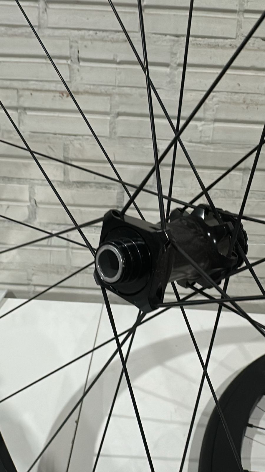 RODAS 700 FULCRUM RACING 4 ALUMINIO TUBELESS DISC XD SRAM 12X100 / 12X142 USADA SHOWROOM