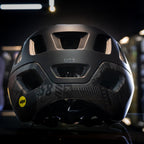 Capacete Giro Radix Mips.