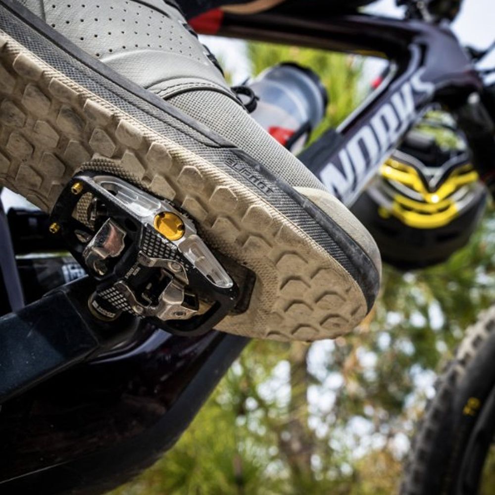 PEDAL CLIP LOOK X-TRACK EN-RAGE PLUS TI ENDURO COM TACOS - PRETO