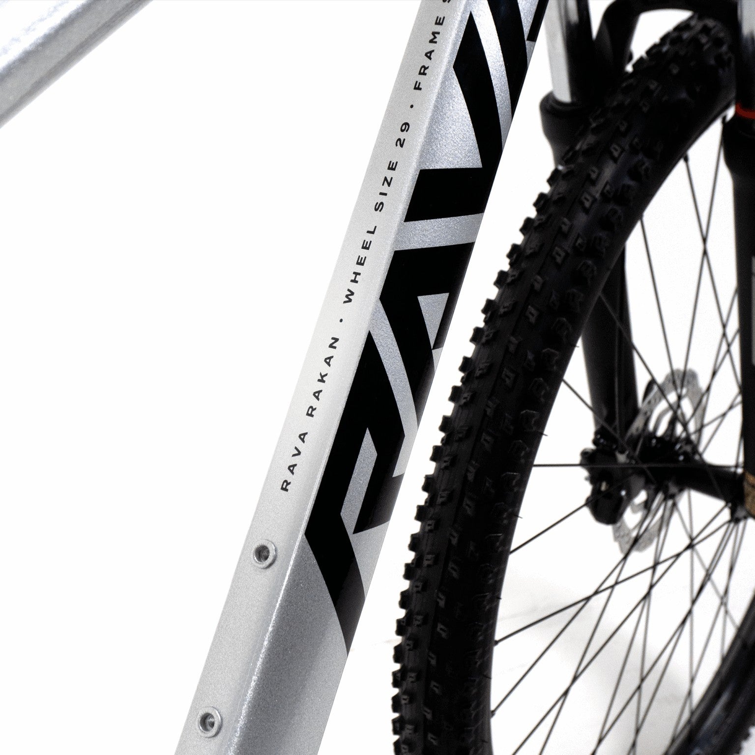 BICICLETA 29 RAVA RAKAN SHIMANO CUES 9V FREIO MT200 HIDRAULICO CINZA/PRETO M-17