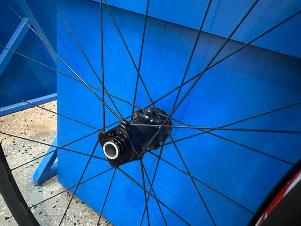 RODAS 700 FULCRUM RACING 4 ALUMINIO TUBELESS DISC XD SRAM 12X100 / 12X142 USADA SHOWROOM