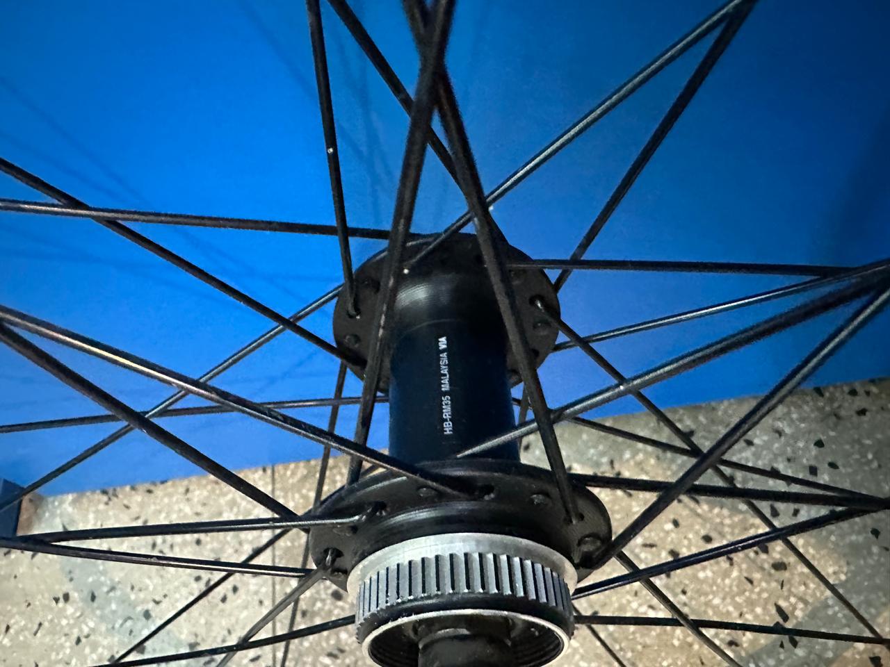 RODAS 27.5 C/ CUBOS SHIMANO RM35 AROS ALEX RIMS MD19 PAREDE DUPLA SHOWROOM MOSTRUARIO
