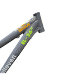 QUADRO ELLEVEN BRABUS FREERIDE 26X13,5 CINZA/VERDE/LARANJA